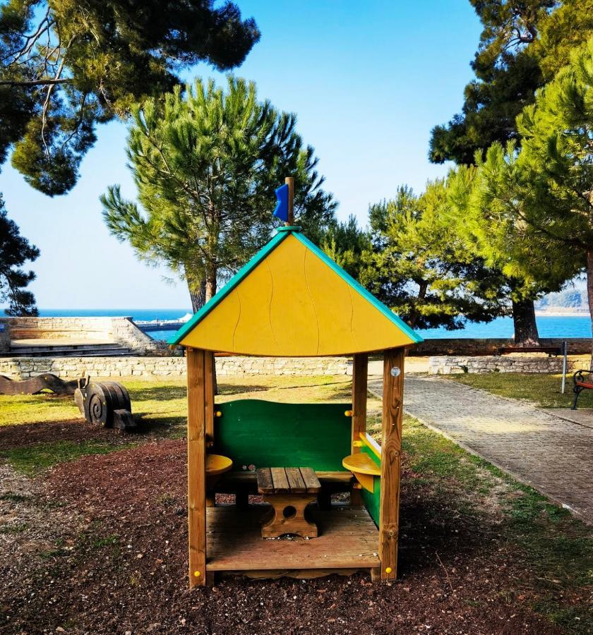 Lora Deluxe Superior 5 Star Apartment, Your Piece Of Heaven By The Sea & Park With Sea & Park View Novigrad Istria Exteriör bild